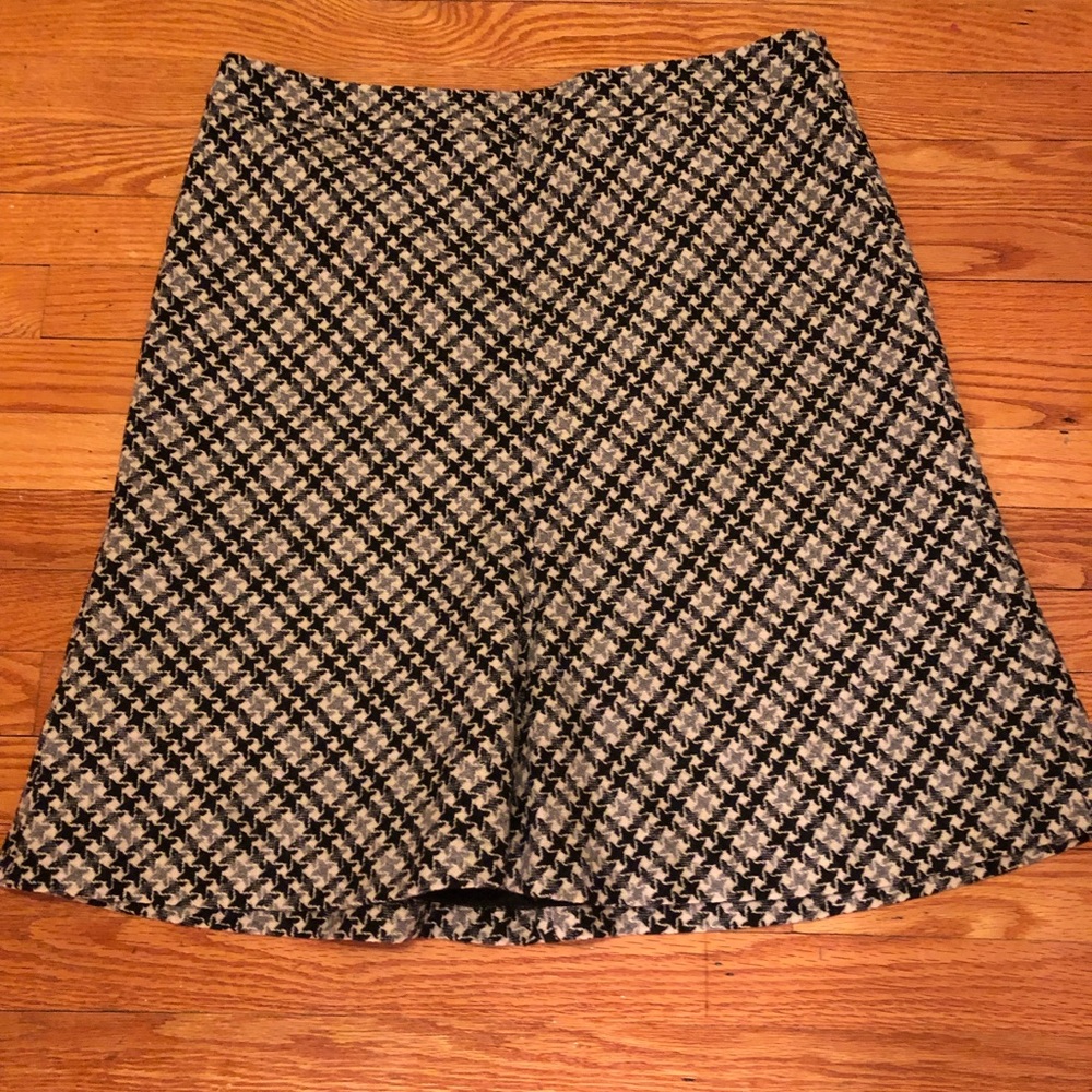 Ann Taylor Loft skirt - Picture 1 of 2